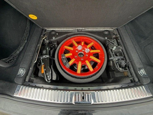 2016 Porsche 958 Cayenne - Image 12 of 19