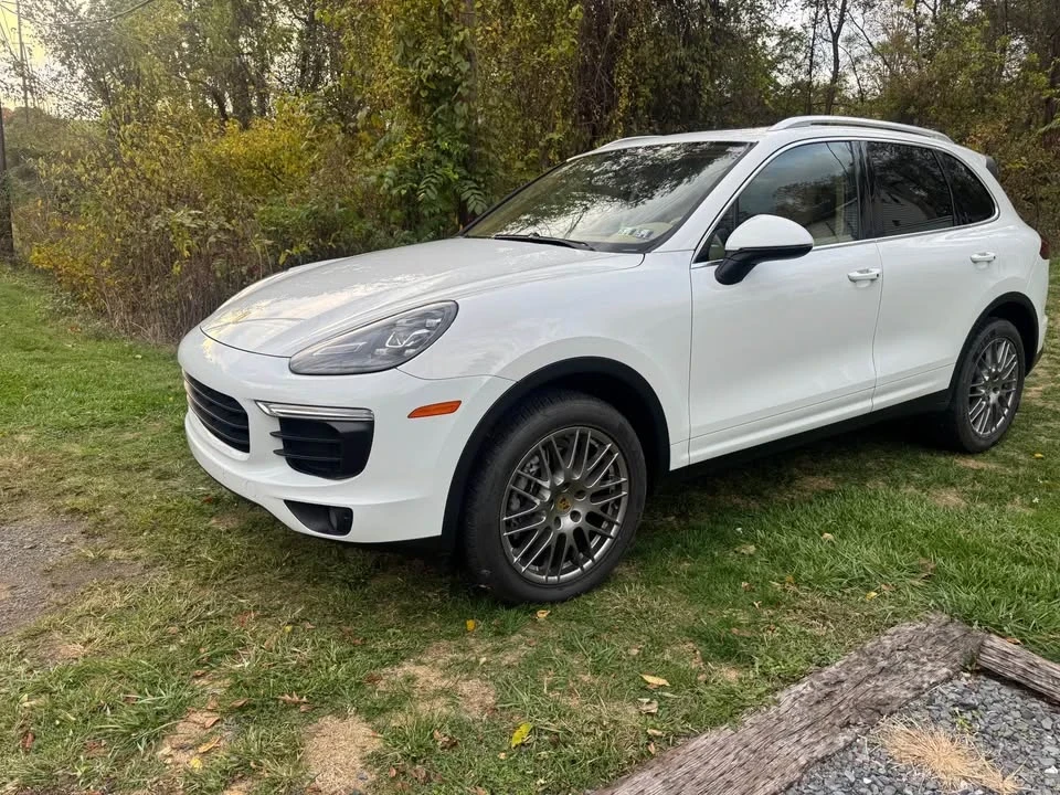 2016 Porsche 958 Cayenne - Image 10 of 10