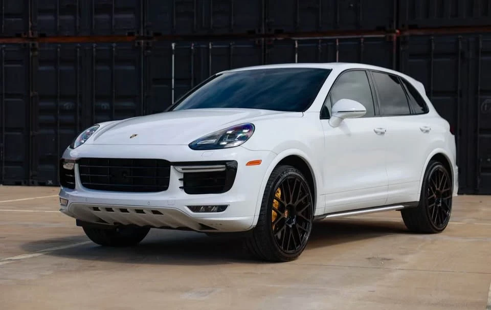 2016 Porsche 958 Cayenne - Image 2 of 16
