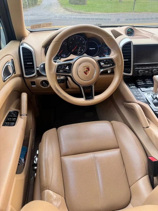 2016 Porsche 958 Cayenne - Image 8 of 10