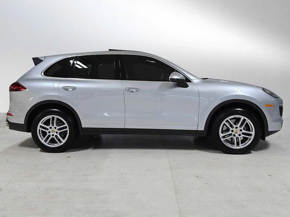 2016 Porsche 958 Cayenne - Image 2 of 15