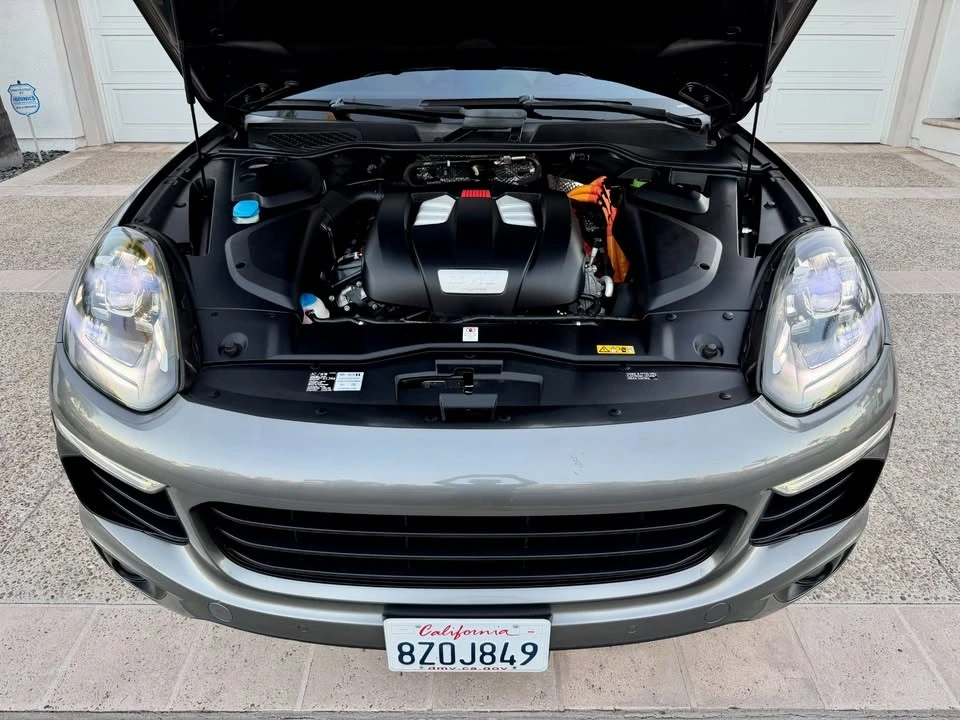 2016 Porsche 958 Cayenne - Image 10 of 20