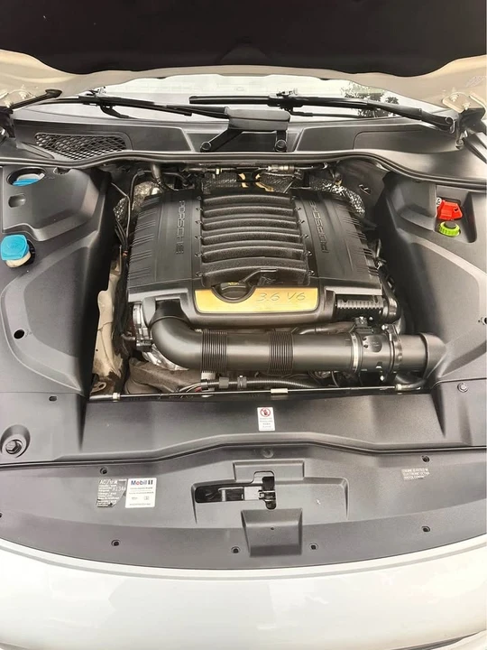 2016 Porsche 958 Cayenne - Image 16 of 16