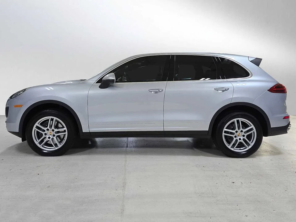 2016 Porsche 958 Cayenne - Image 5 of 15