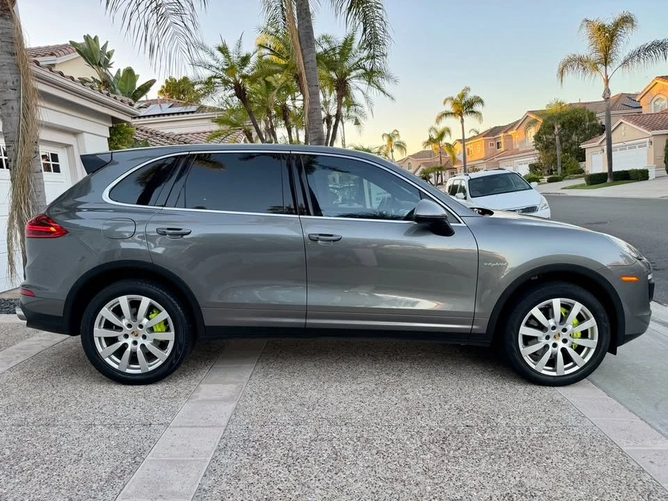 2016 Porsche 958 Cayenne - Image 7 of 18