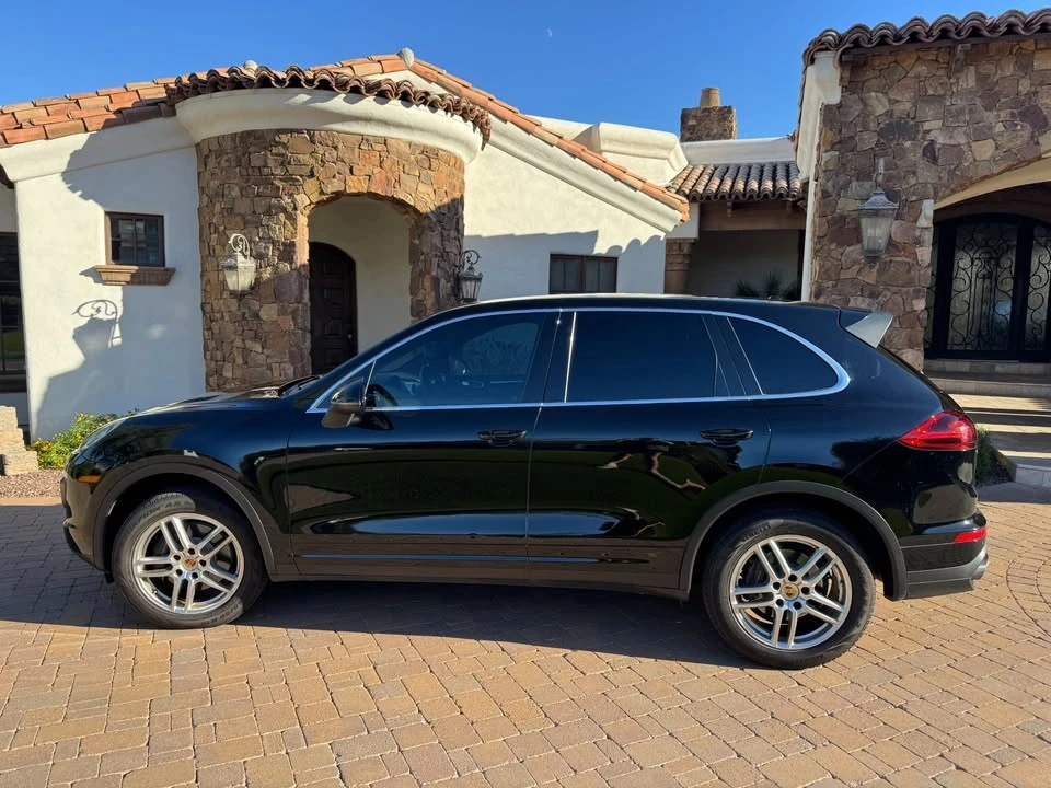 2016 Porsche 958 Cayenne - Image 2 of 7