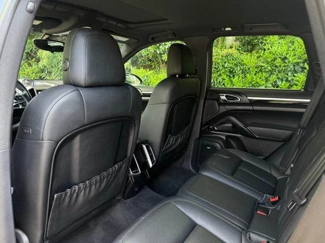 2016 Porsche 958 Cayenne - Image 12 of 14
