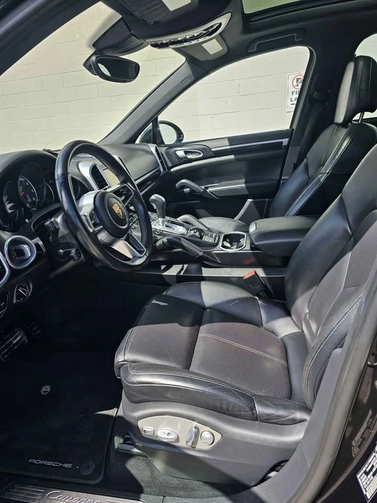 2016 Porsche 958 Cayenne - Image 7 of 20