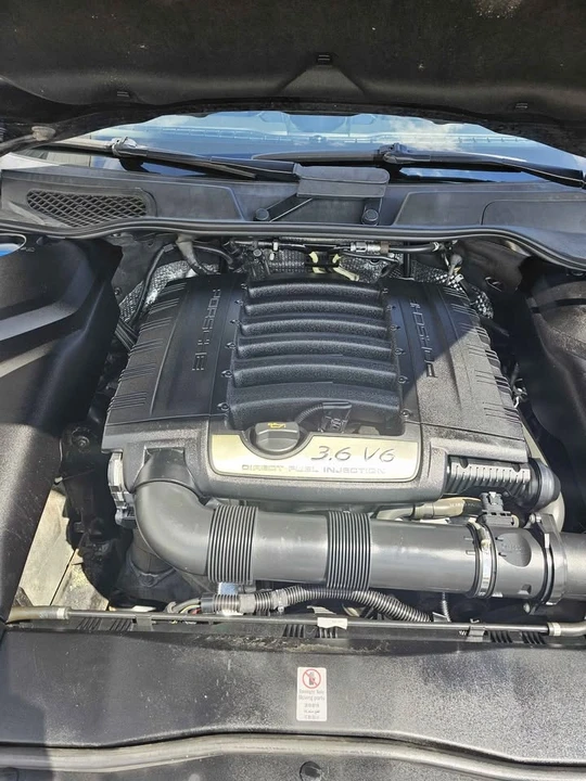 2016 Porsche 958 Cayenne - Image 16 of 20