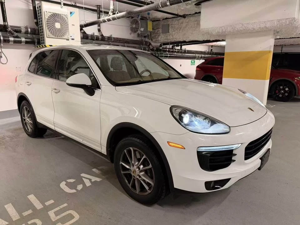 2016 Porsche 958 Cayenne - Image 2 of 6