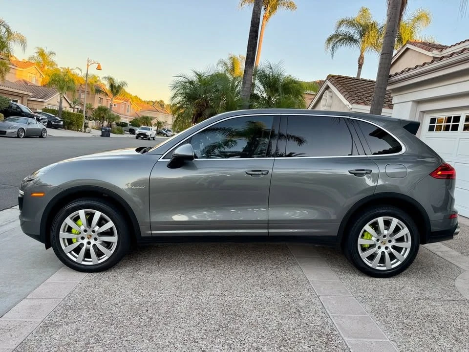 2016 Porsche 958 Cayenne - Image 4 of 18
