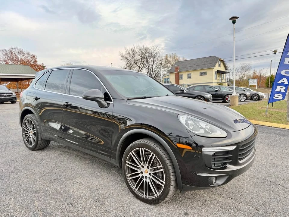 2016 Porsche 958 Cayenne - Image 6 of 10