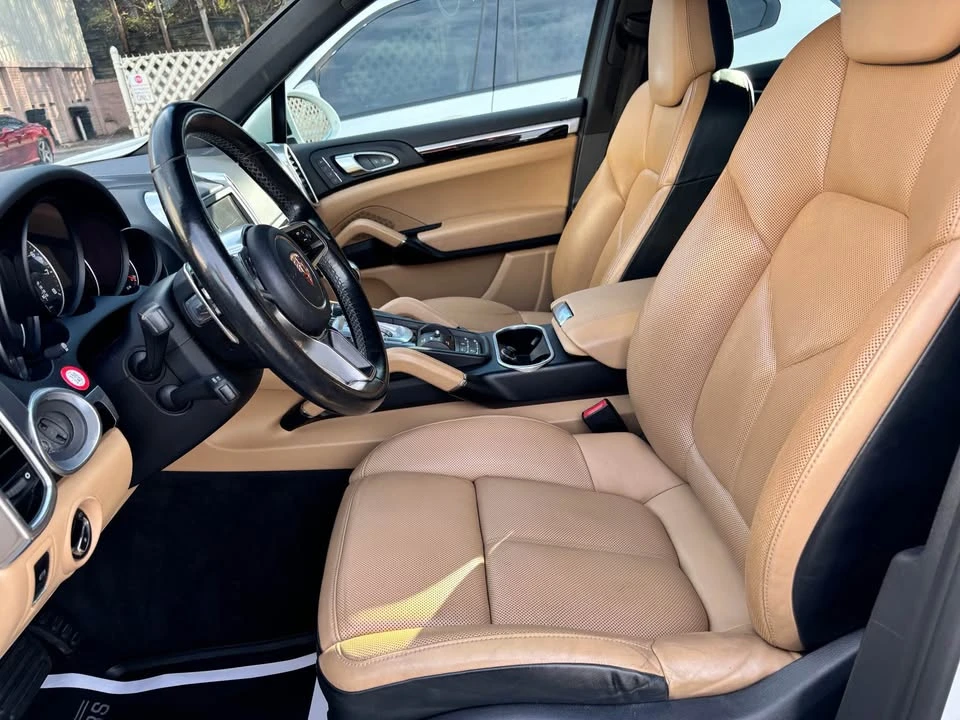 2016 Porsche 958 Cayenne - Image 7 of 10