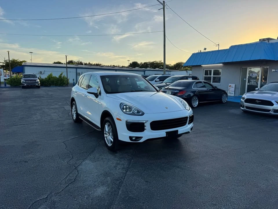 2016 Porsche 958 Cayenne - Image 3 of 19