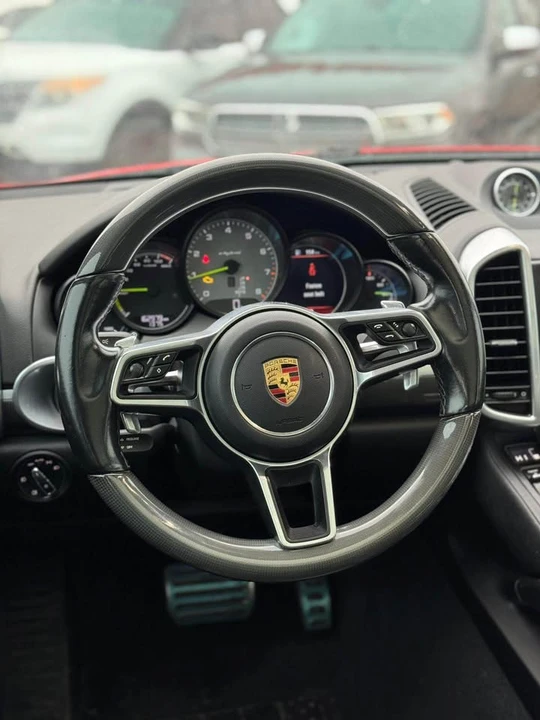 2016 Porsche 958 Cayenne - Image 9 of 13