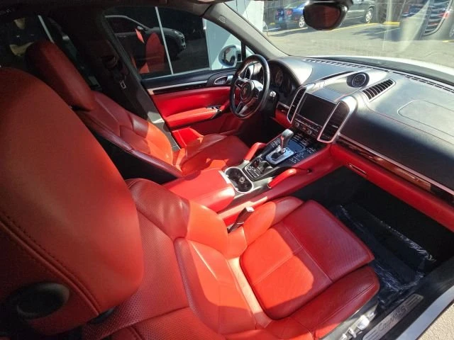 2016 Porsche 958 Cayenne - Image 18 of 19