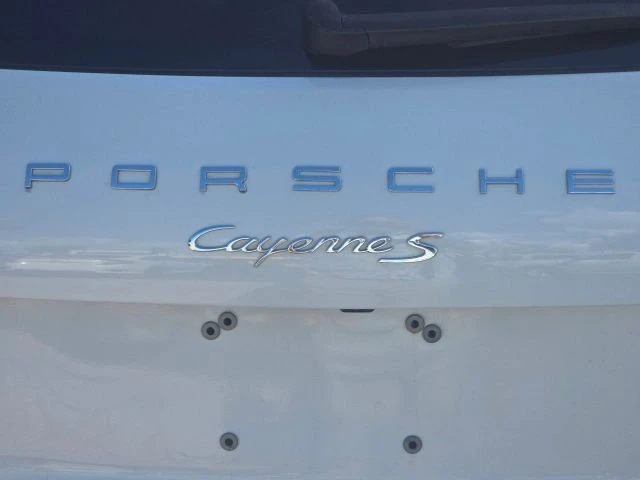 2016 Porsche 958 Cayenne - Image 16 of 19