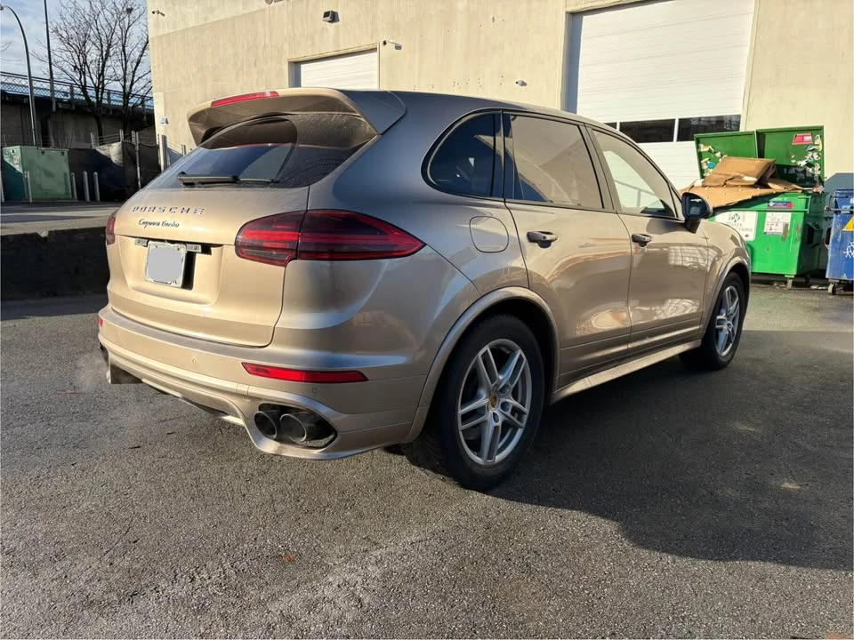 2016 Porsche 958 Cayenne - Image 11 of 15