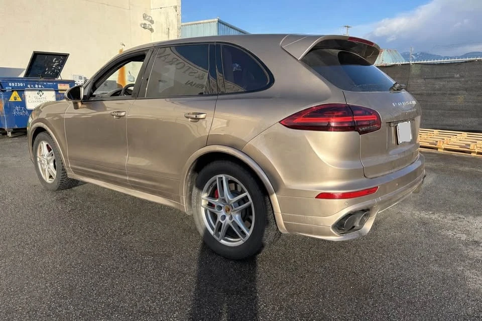 2016 Porsche 958 Cayenne - Image 4 of 15