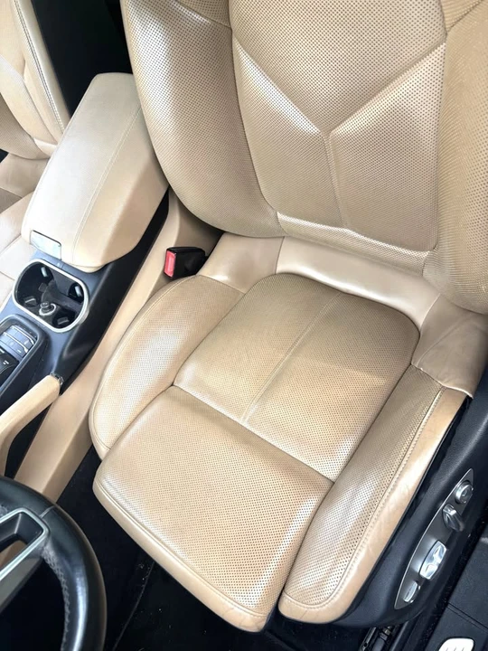 2016 Porsche 958 Cayenne - Image 6 of 8