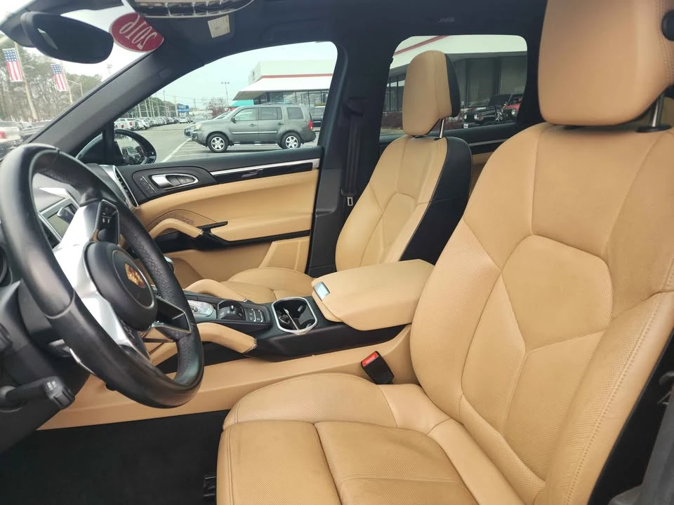 2016 Porsche 958 Cayenne - Image 13 of 15