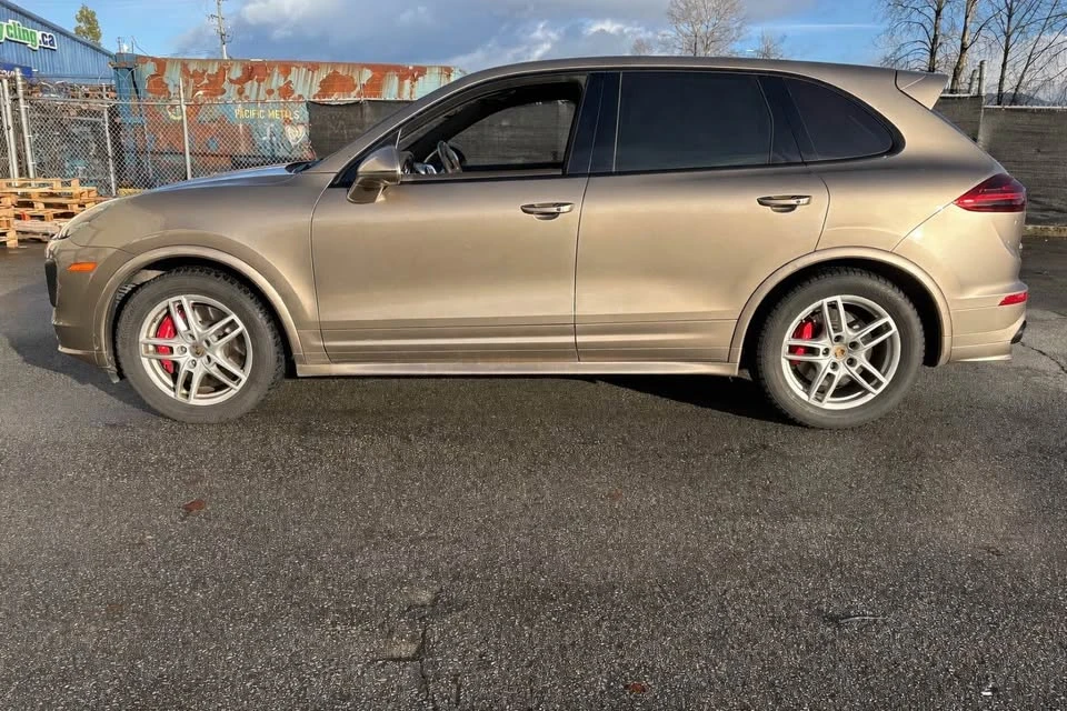 2016 Porsche 958 Cayenne - Image 6 of 15