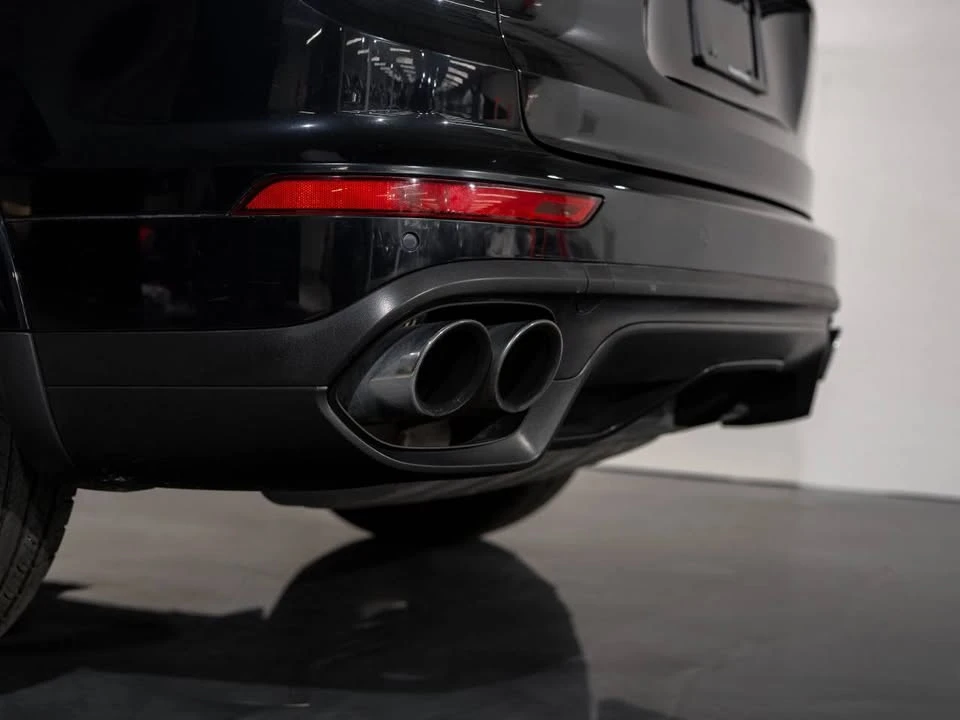 2016 Porsche 958 Cayenne - Image 10 of 19