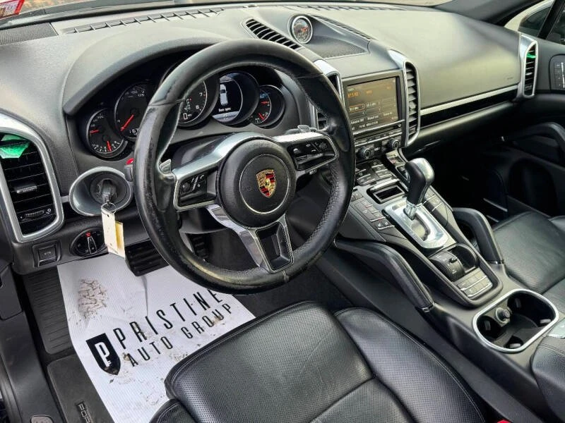 2016 Porsche 958 Cayenne - Image 13 of 17