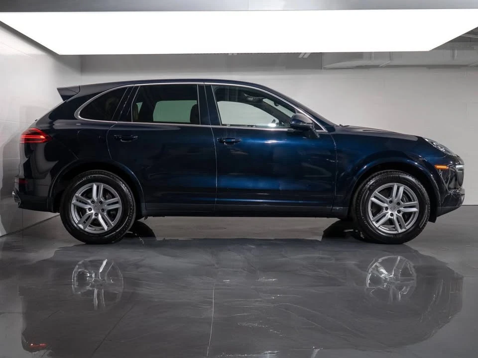 2016 Porsche 958 Cayenne - Image 12 of 19