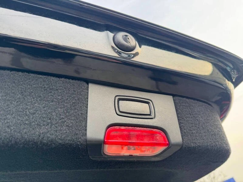 2016 Porsche 958 Cayenne - Image 10 of 17