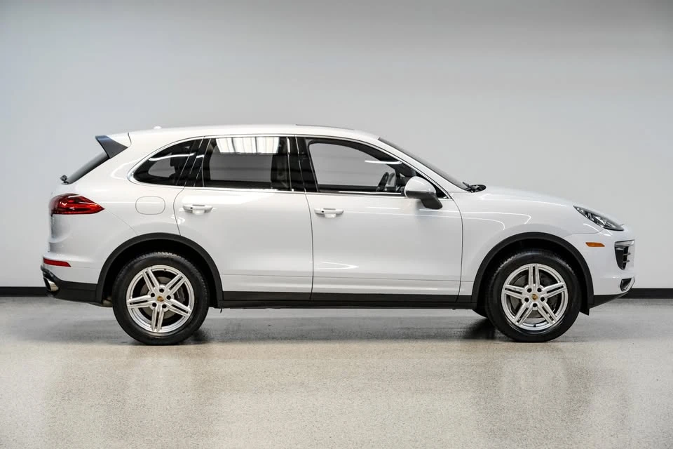 2016 Porsche 958 Cayenne - Image 6 of 18