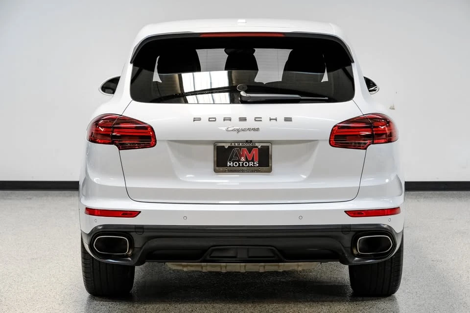 2016 Porsche 958 Cayenne - Image 8 of 18