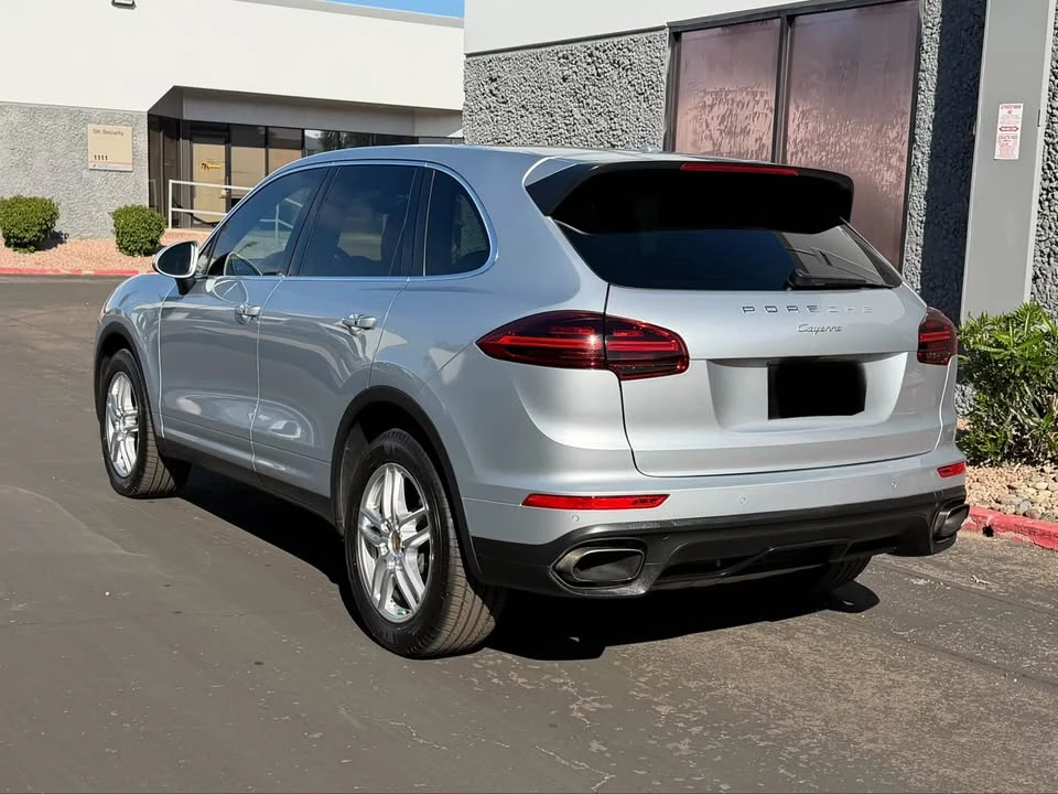 2016 Porsche 958 Cayenne - Image 5 of 12