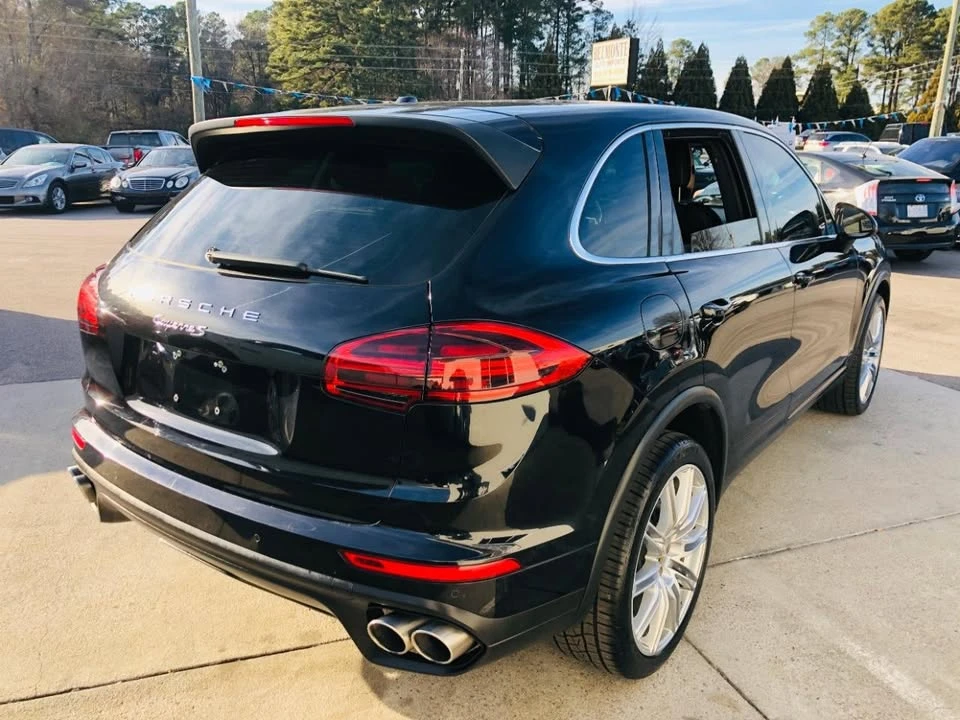 2016 Porsche 958 Cayenne - Image 5 of 19
