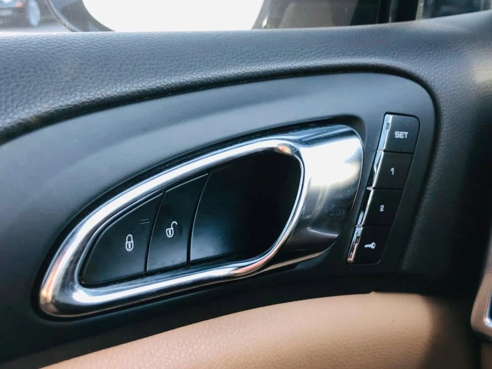 2016 Porsche 958 Cayenne - Image 18 of 19