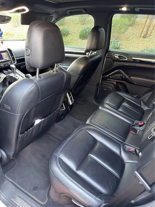 2016 Porsche 958 Cayenne - Image 9 of 12