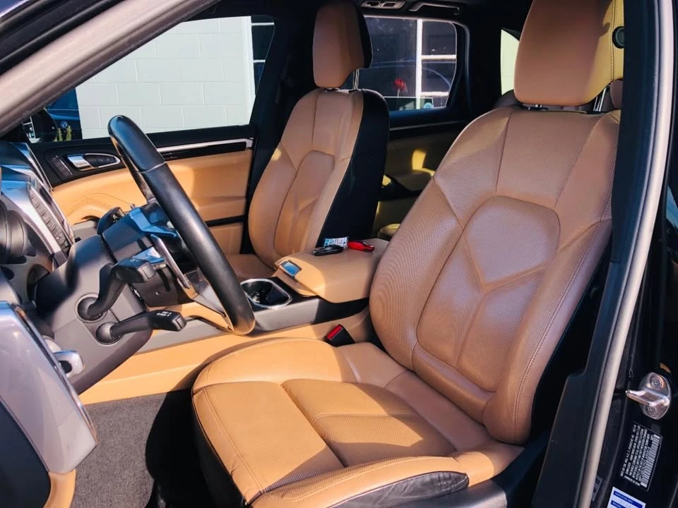 2016 Porsche 958 Cayenne - Image 11 of 19