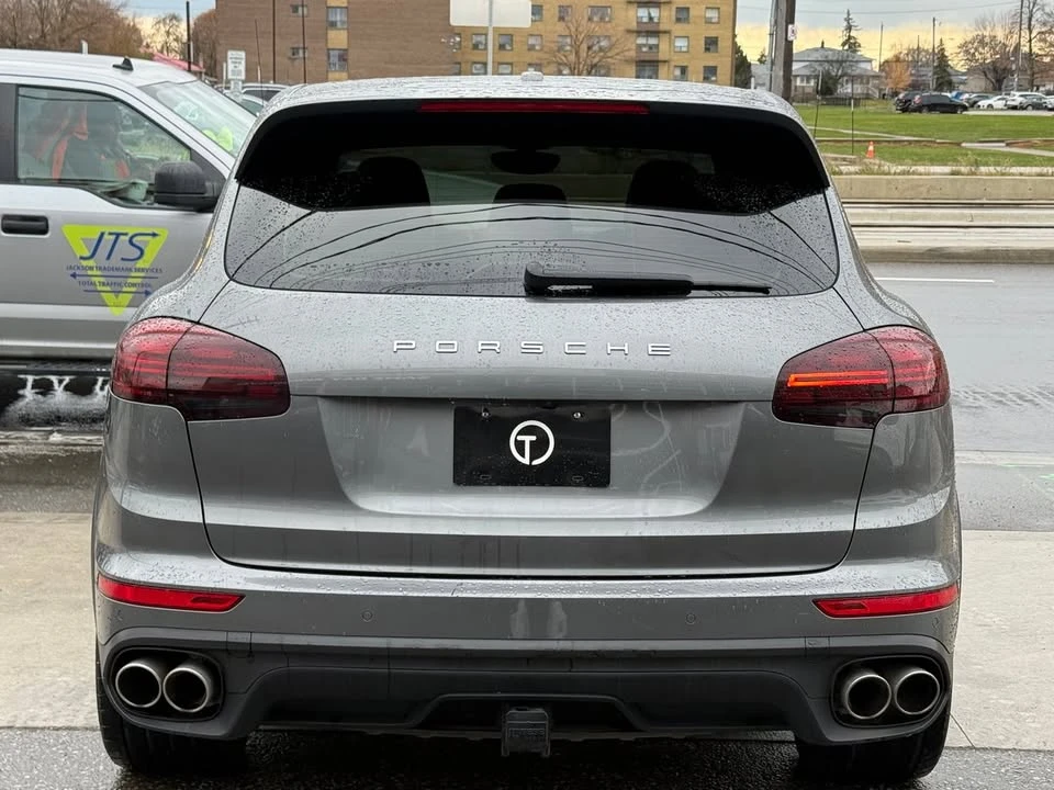 2016 Porsche 958 Cayenne - Image 12 of 20