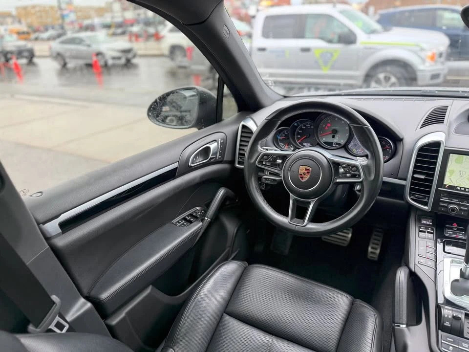 2016 Porsche 958 Cayenne - Image 18 of 20