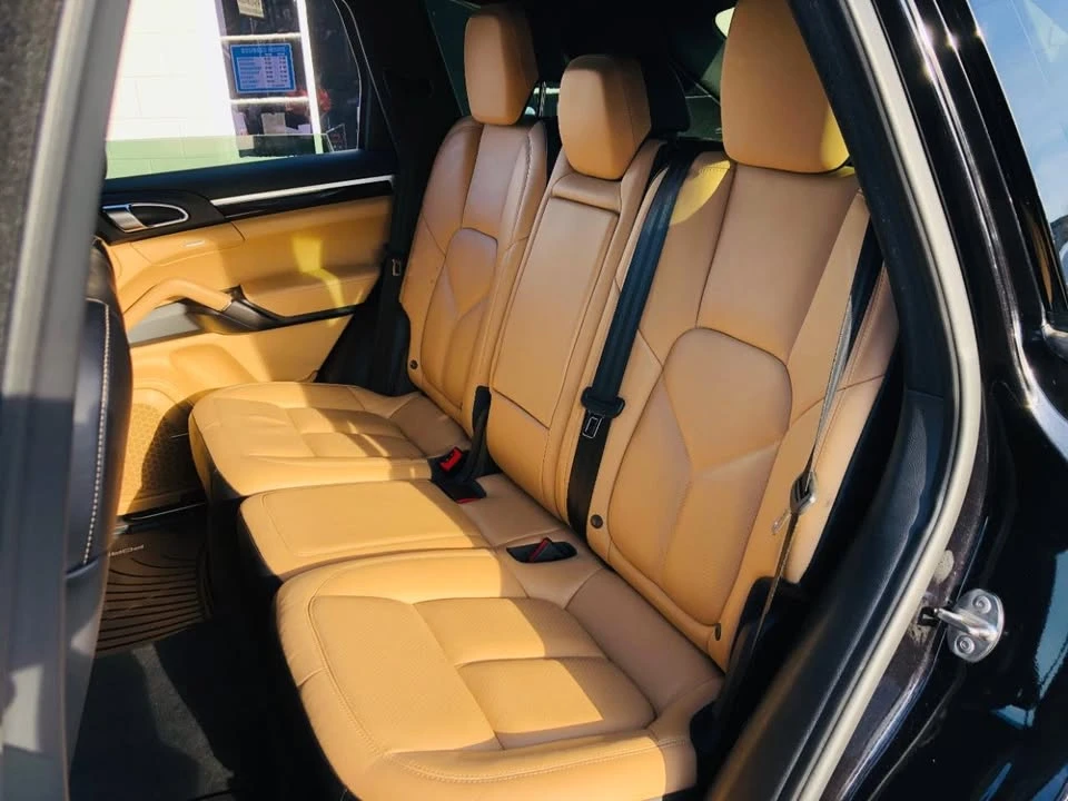 2016 Porsche 958 Cayenne - Image 12 of 19