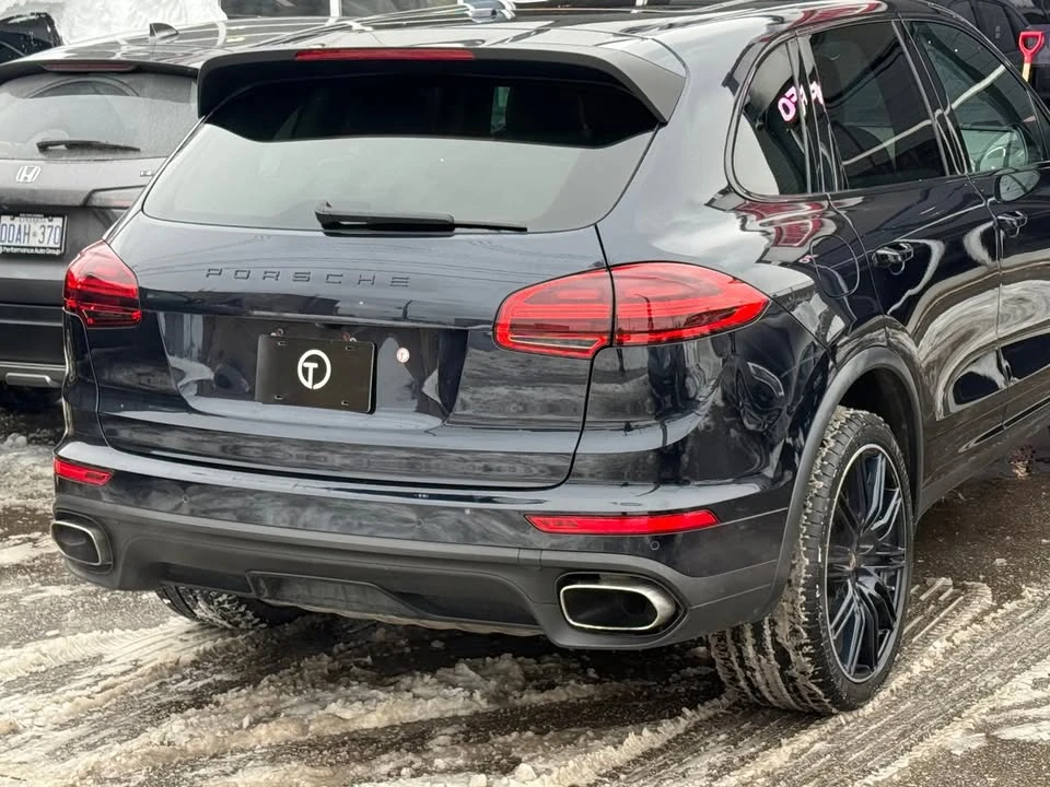 2016 Porsche 958 Cayenne - Image 10 of 20