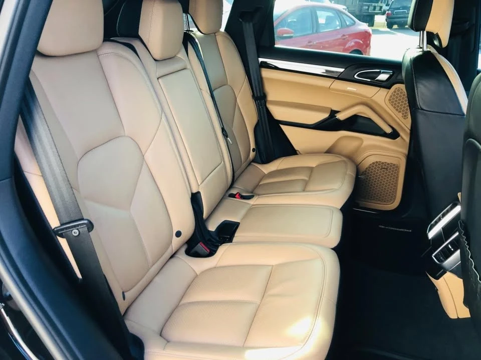 2016 Porsche 958 Cayenne - Image 14 of 19