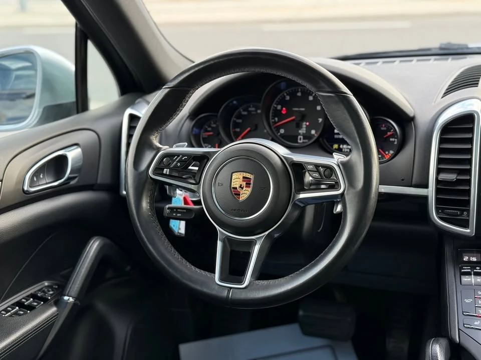 2016 Porsche 958 Cayenne - Image 18 of 20