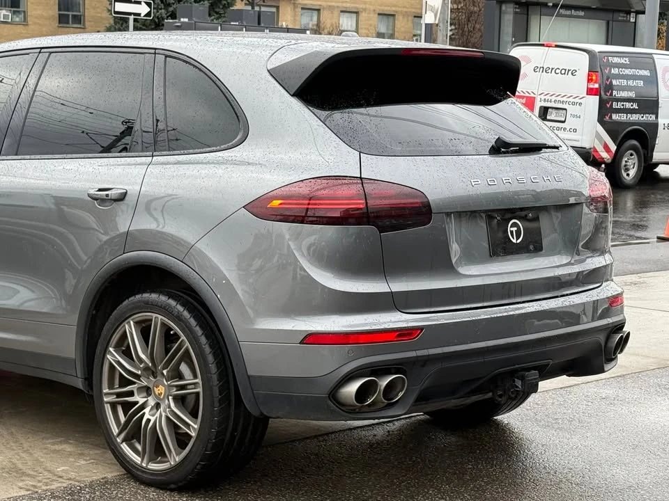 2016 Porsche 958 Cayenne - Image 15 of 20