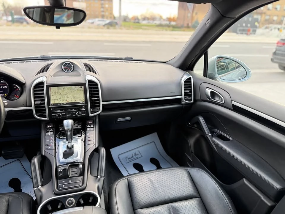 2016 Porsche 958 Cayenne - Image 17 of 20