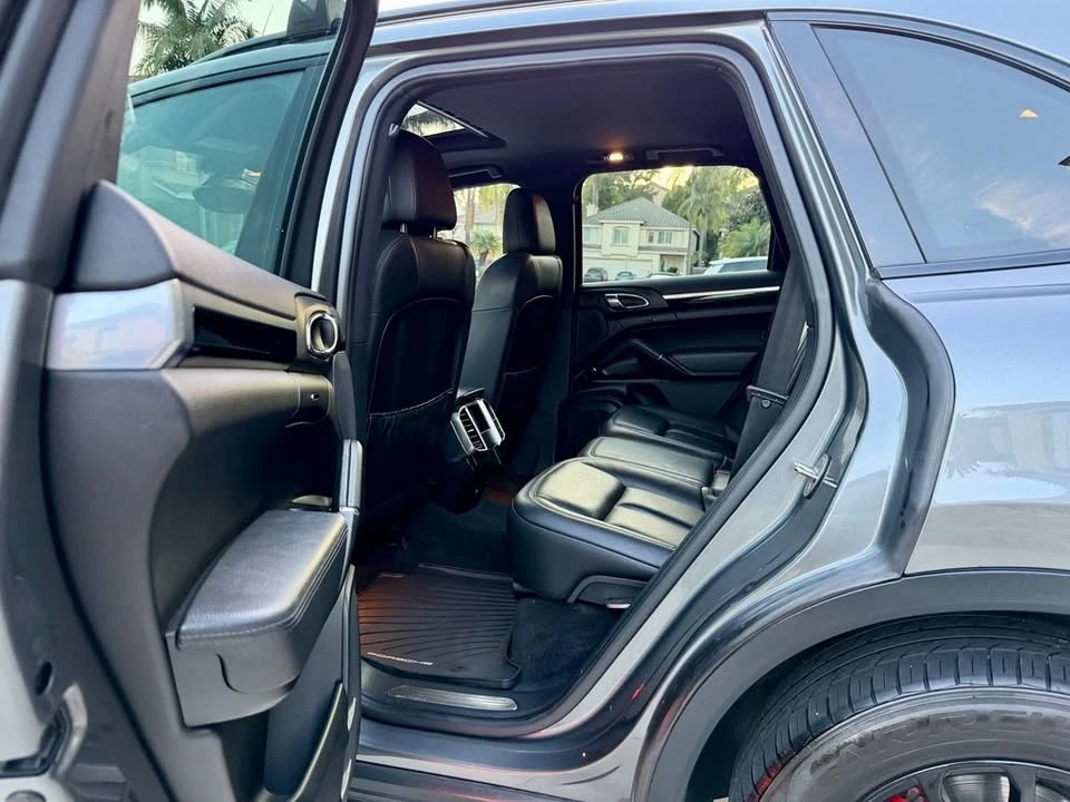 2016 Porsche 958 Cayenne - Image 11 of 20
