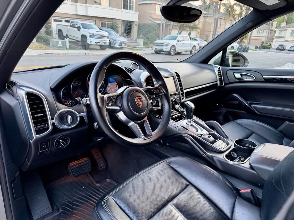 2016 Porsche 958 Cayenne - Image 13 of 20