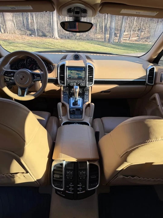 2016 Porsche 958 Cayenne - Image 6 of 11
