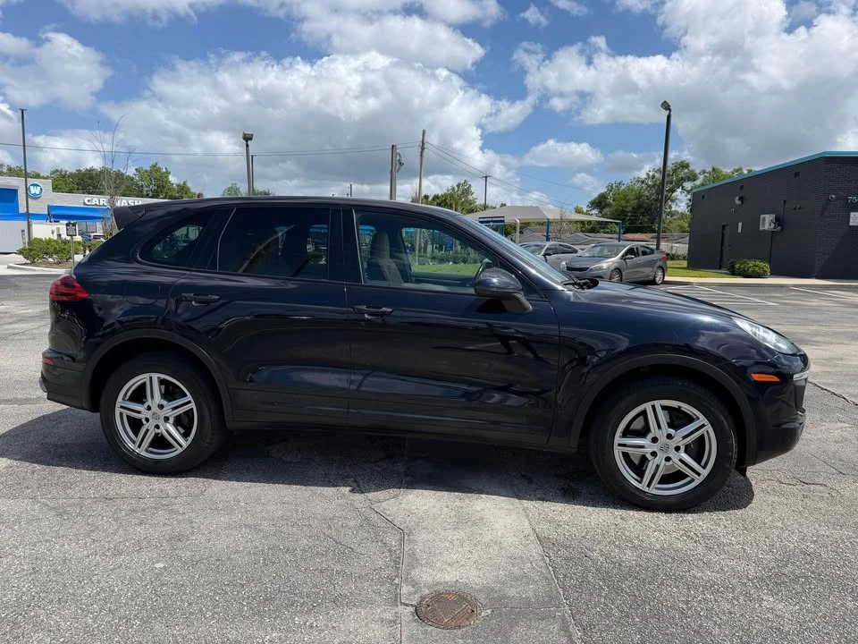 2016 Porsche 958 Cayenne - Image 5 of 12