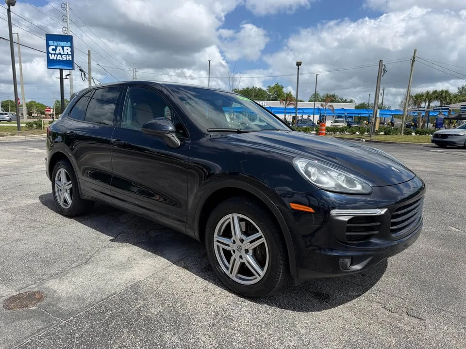 2016 Porsche 958 Cayenne - Image 3 of 12